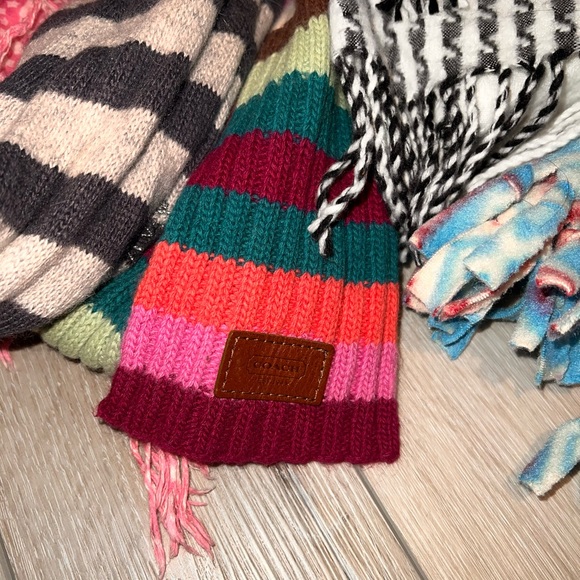 Scarf bundle! - Picture 4 of 6